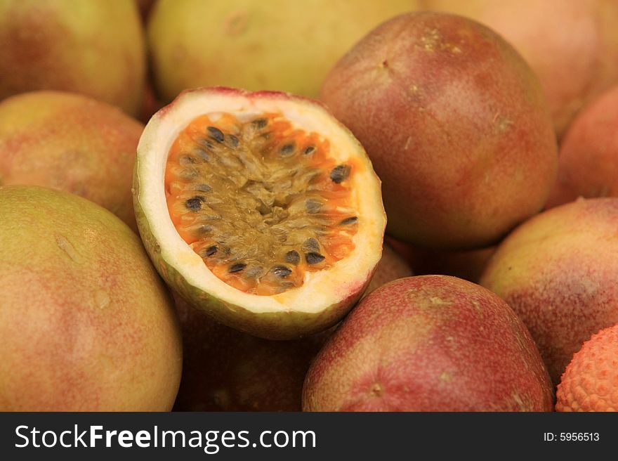 Sliced Kumquat in a pile