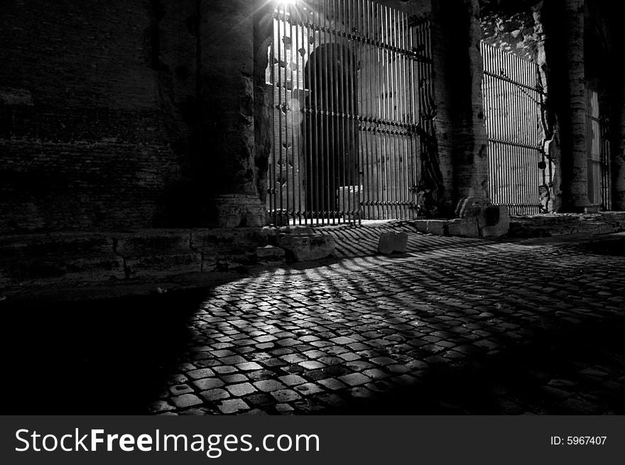 Rome by night - Colosseum's detail