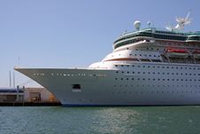 Cruise Ship Is Docked At The Bay Royalty Free Stock Photos Cruise Ship Is Docked At The Bay Royalty Free Stock Photos