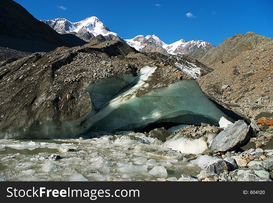 Big glacier. Altay