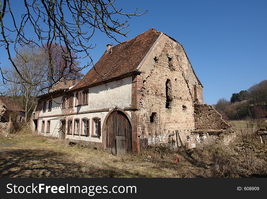 This early 19th century mill in the Palatinate area of Germany is in a sad state of decay. It is said to be pulled down very soon. This early 19th century mill in the Palatinate area of Germany is in a sad state of decay. It is said to be pulled down very soon.