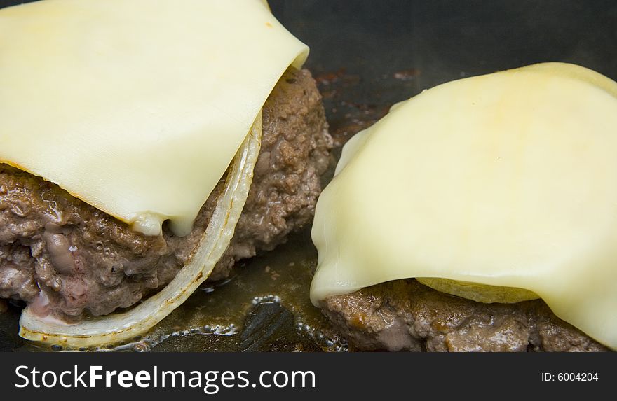 Cheeseburgers With Onion