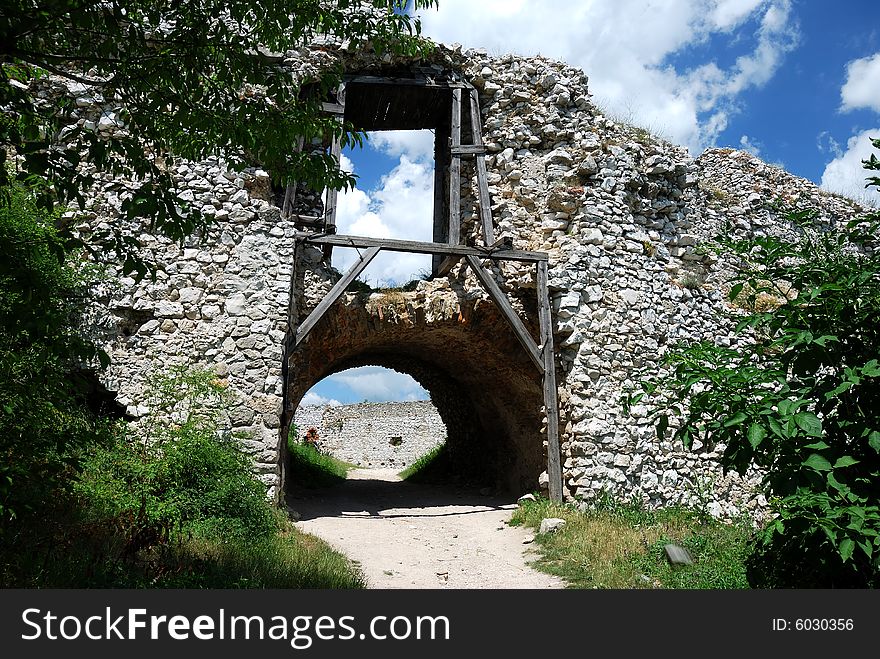 The picture of Cachtice ruins, Slovakia