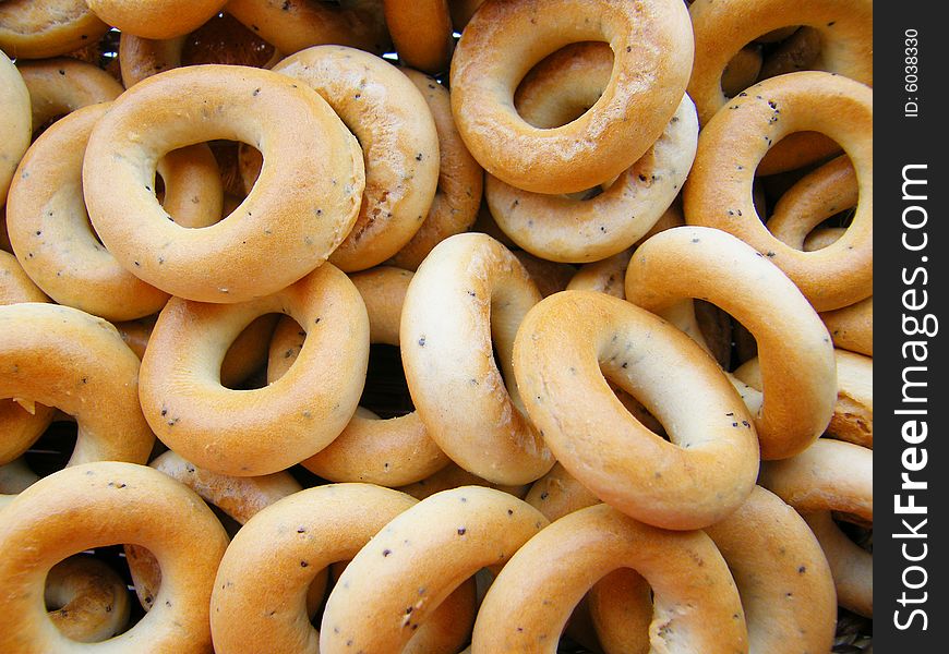 It is a lot of bagels with a poppy