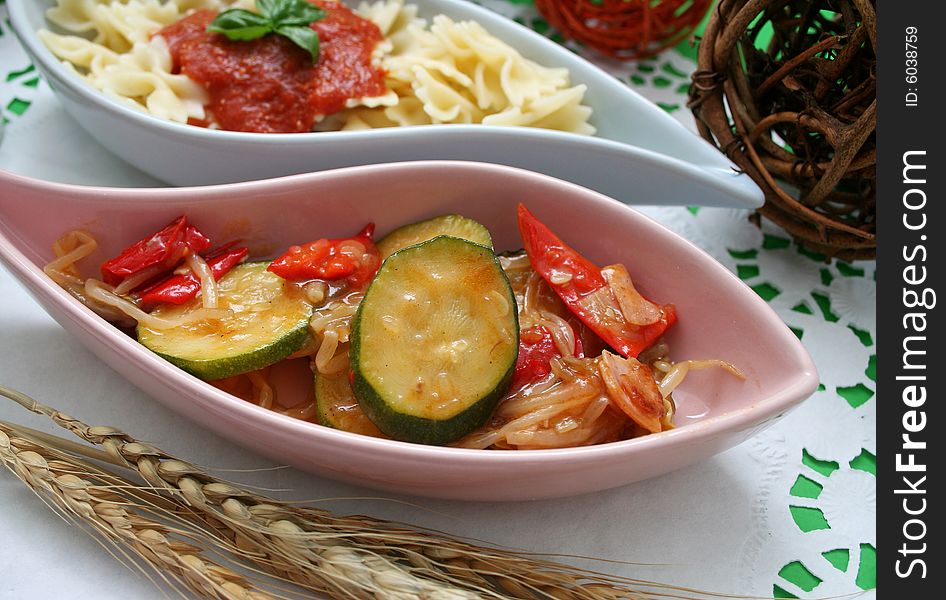 A stew of fresh vegetables and some pasta