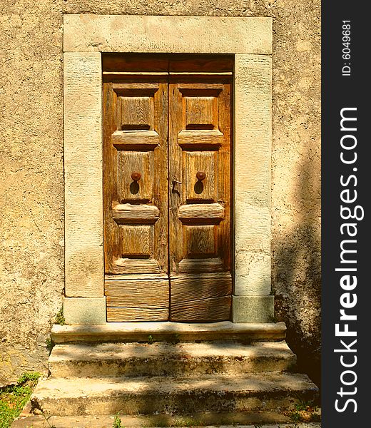 An ancient door in S.Anna di Stazzema - Tuscany
