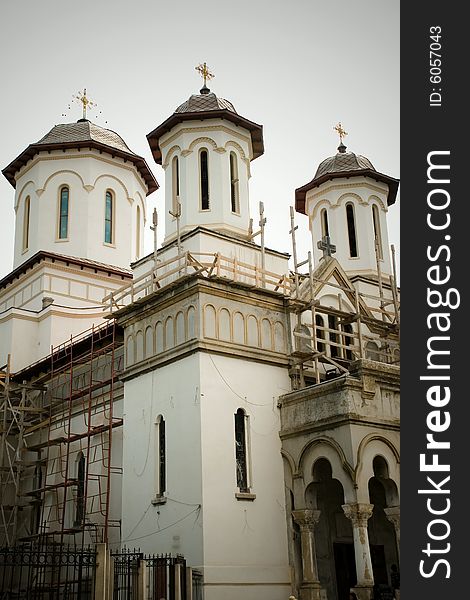 Restoration of a church in Bucharest