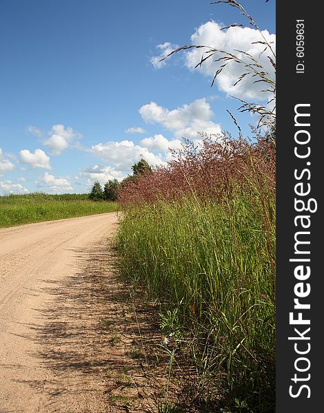 The tumbling of the road. Landscape. Russia