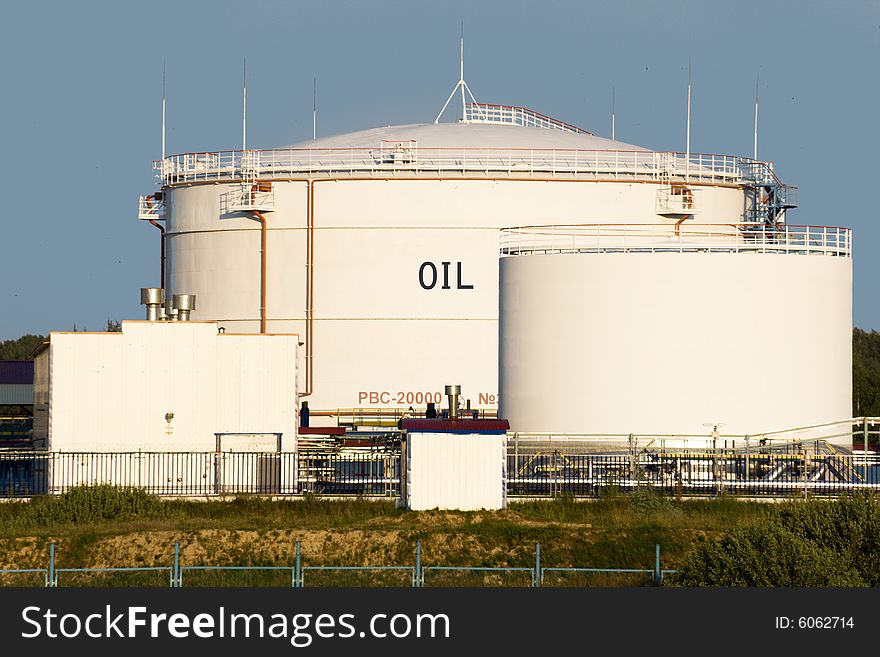 Tanks on oil loading rack, Russia