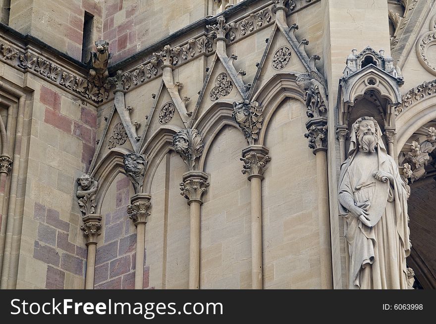 Cathedral St Etienne details located in Metz, France