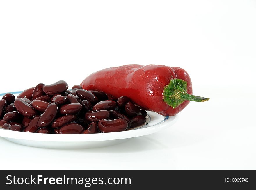 Red kidney beans in a serving plate