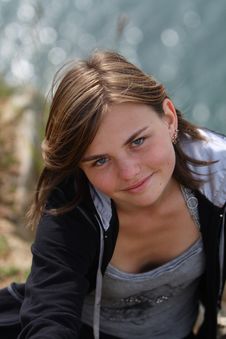 Teen On The Coast Royalty Free Stock Images Teen On The Coast Royalty Free Stock Images