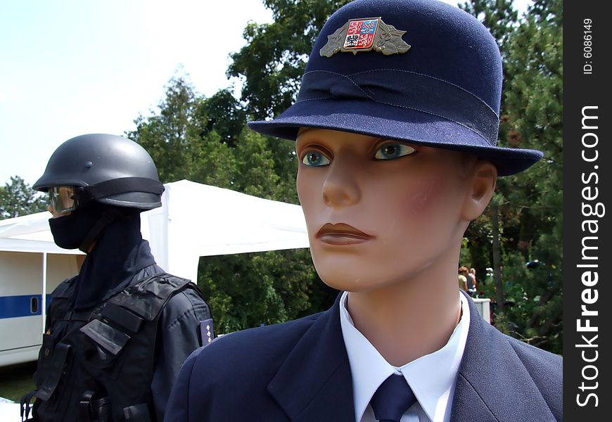Dummy dressed in a new uniform of customs police