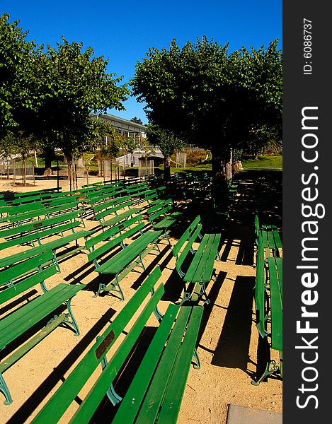 The image of these benches are taken at Golden Gate Park, San Francisco. The image of these benches are taken at Golden Gate Park, San Francisco.