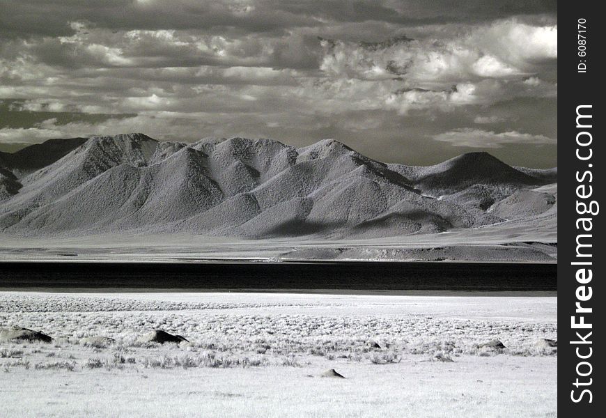 View of lake crowley in california