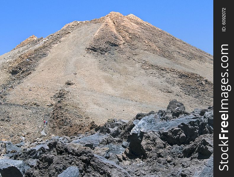 Brave souls making their way up to the peak of mount Teide. Brave souls making their way up to the peak of mount Teide
