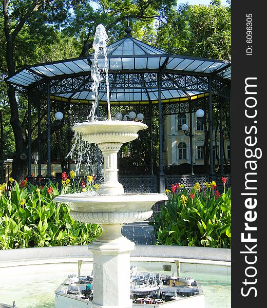 Fountain in the center of city park