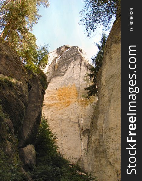 Nature and rock in the stone city