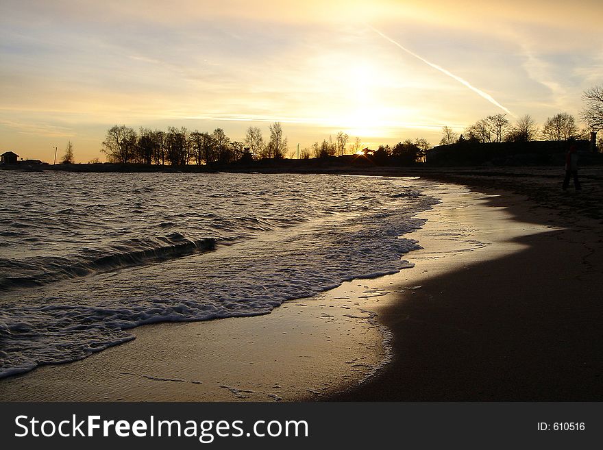 Gold surf on Gulf of Finland