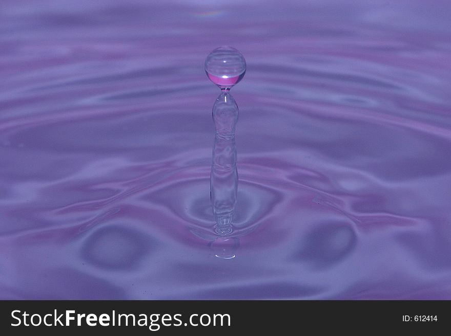 An interesting water drop formation