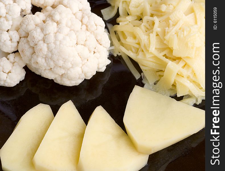 Cauliflower, potatoes and cheese (series, recipe N1)
