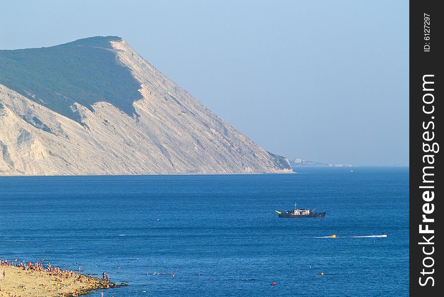 Mountain View Near Sea