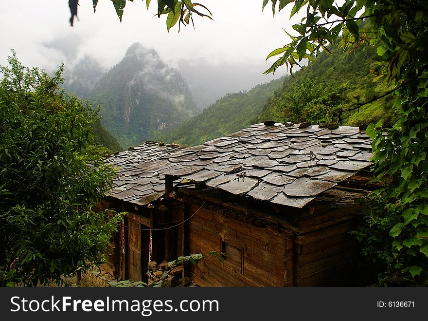 Yunnan Nationalities Cottage usually be built in tourism scenic spots with beautiful environment and long cultural history. Most of hotels are built into ancient castles, village villas or cottage with stone walls according to the local custom or geographical environment. 
    Authentically reproducing the cottage building, temple, production and living scene, religious customs of each minority ethnic group, it can be considered a miniature of the multivariate culture of Yunnan. Yunnan Nationalities Cottage usually be built in tourism scenic spots with beautiful environment and long cultural history. Most of hotels are built into ancient castles, village villas or cottage with stone walls according to the local custom or geographical environment. 
    Authentically reproducing the cottage building, temple, production and living scene, religious customs of each minority ethnic group, it can be considered a miniature of the multivariate culture of Yunnan.