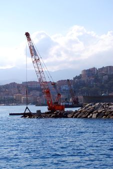 Platform And Crane Royalty Free Stock Photo Platform And Crane Royalty Free Stock Photo