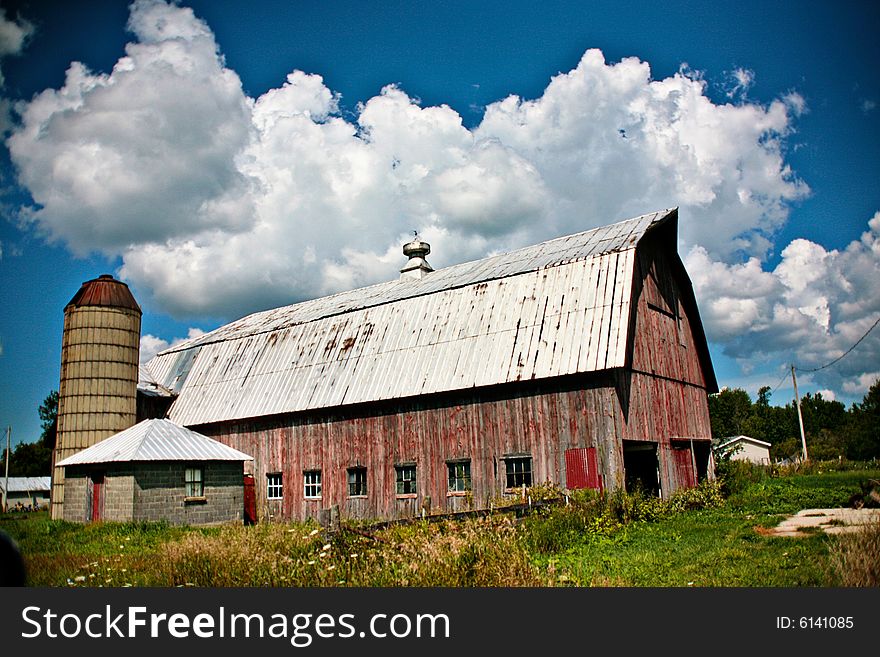 Red Barn in the Midwest