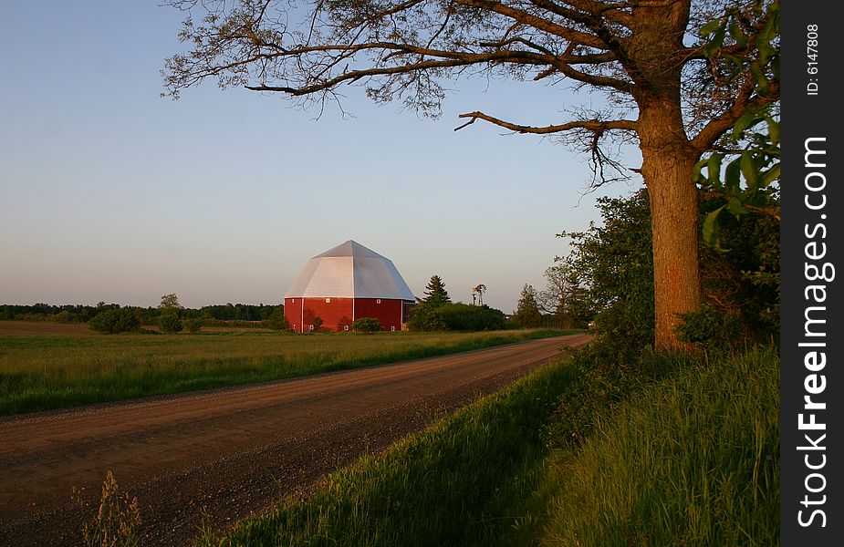 Octagon barn located in Michigan. Octagon barn located in Michigan.