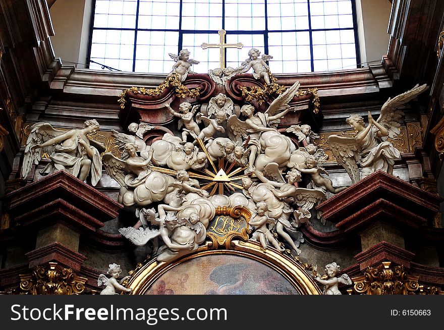 Statues inside of Saint Peter church, vienna