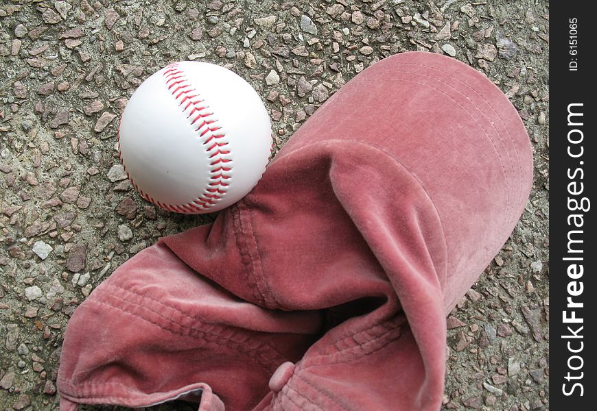 Red Baseball Cap & Ball