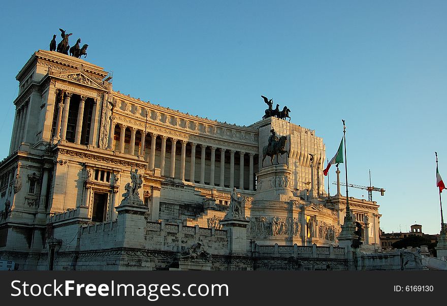 An image of the Victor Emmanuel Monument in Rome