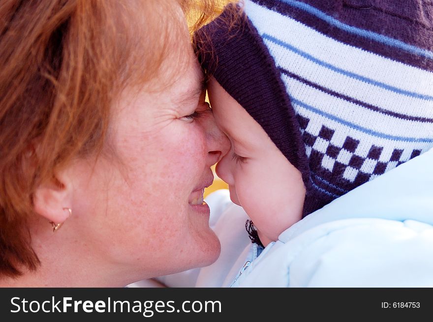 Family moments - mother and baby have a fun