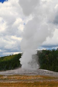 The Old Faithful Geyser In Yellowstone Royalty Free Stock Image The Old Faithful Geyser In Yellowstone Royalty Free Stock Image