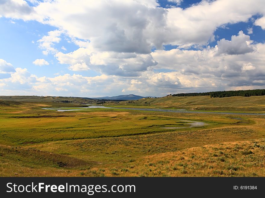 The Scenery Along The Yellowstone River