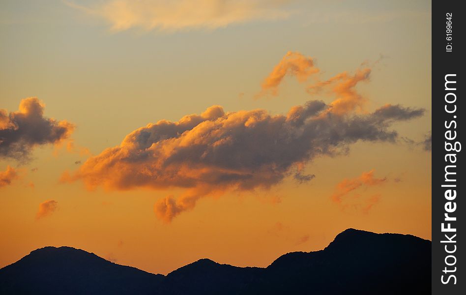 Abruzzo Valley Sunset