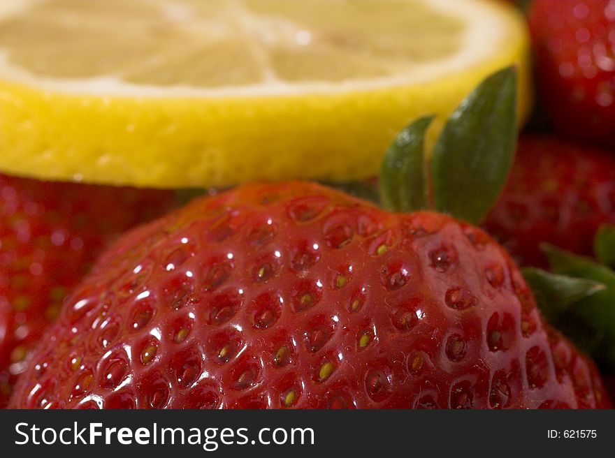 Strawberry and lemon macro