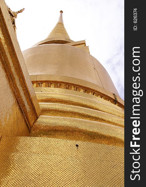 Golden dome at the King's Palace, Bangkok, Thailand (Wat Phra Kaeo). Golden dome at the King's Palace, Bangkok, Thailand (Wat Phra Kaeo).