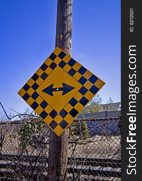 Road ends yellow traffic sign
