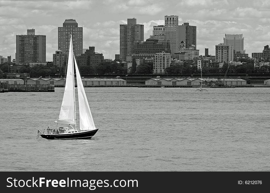 New York City in dignified black and white. New York City in dignified black and white.