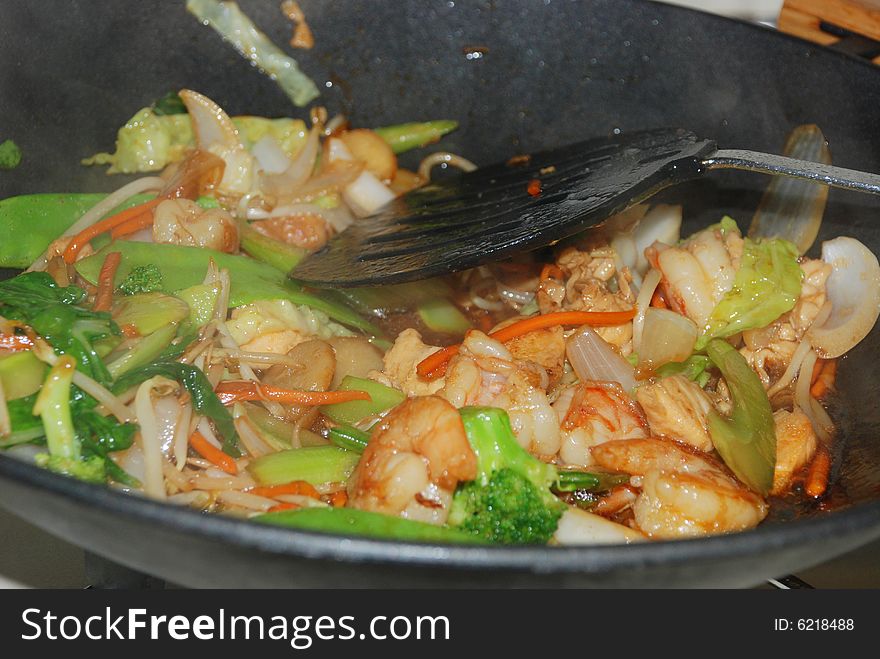 Stir Fry Shrimp with Vegetables in Wok
