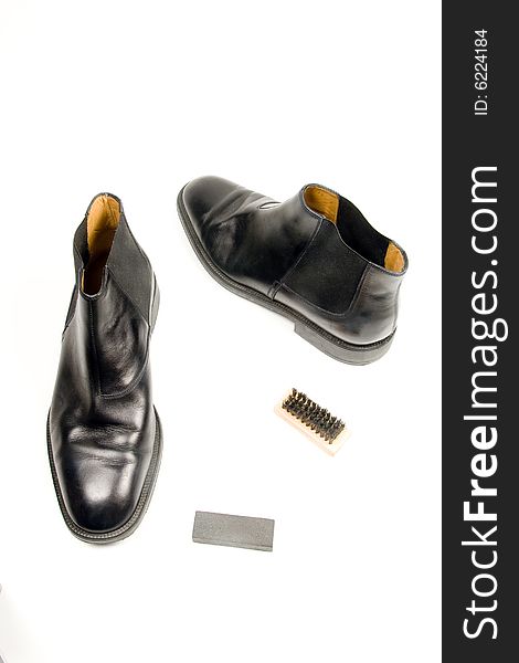 A pair of black shoes good for man's dress. A pair of black shoes good for man's dress