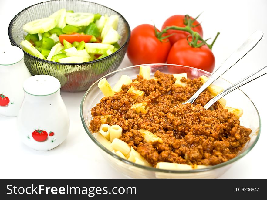 macaroni ,sauce bolognese with salad