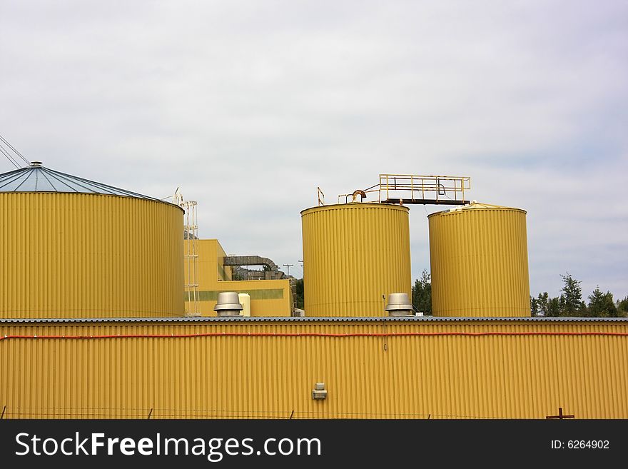 Yellow mine buildings and silos