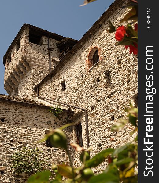 This is an image of the visconteo castle of vogogna