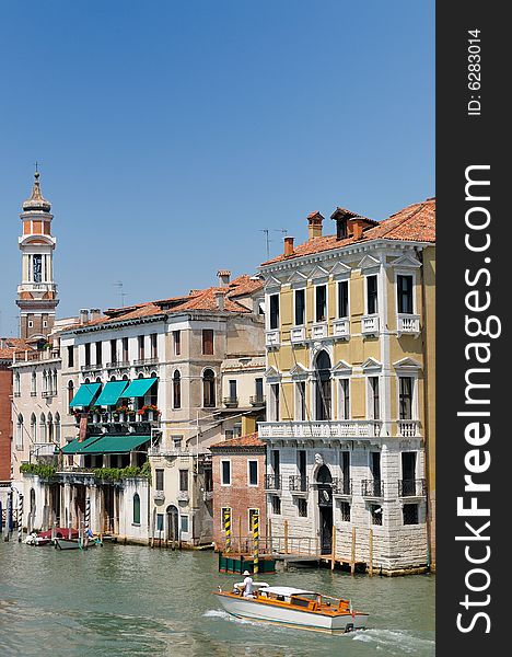 Travel photo, cannal in Venice
