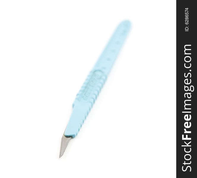 Scalpel Pointed at You with Shallow DOF