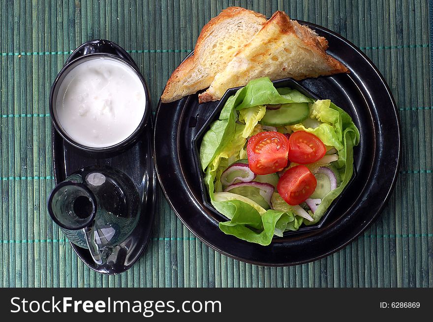 Fresh Salad With Tomatoes