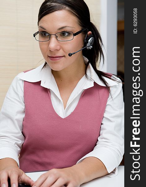 Call Center Operator